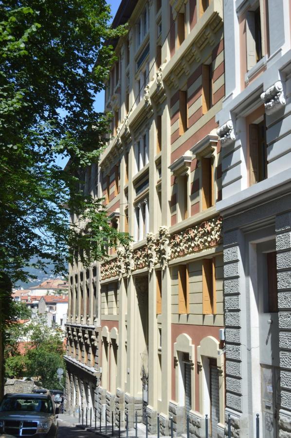 Casa Vacanza Tigor Trieste Bagian luar foto
